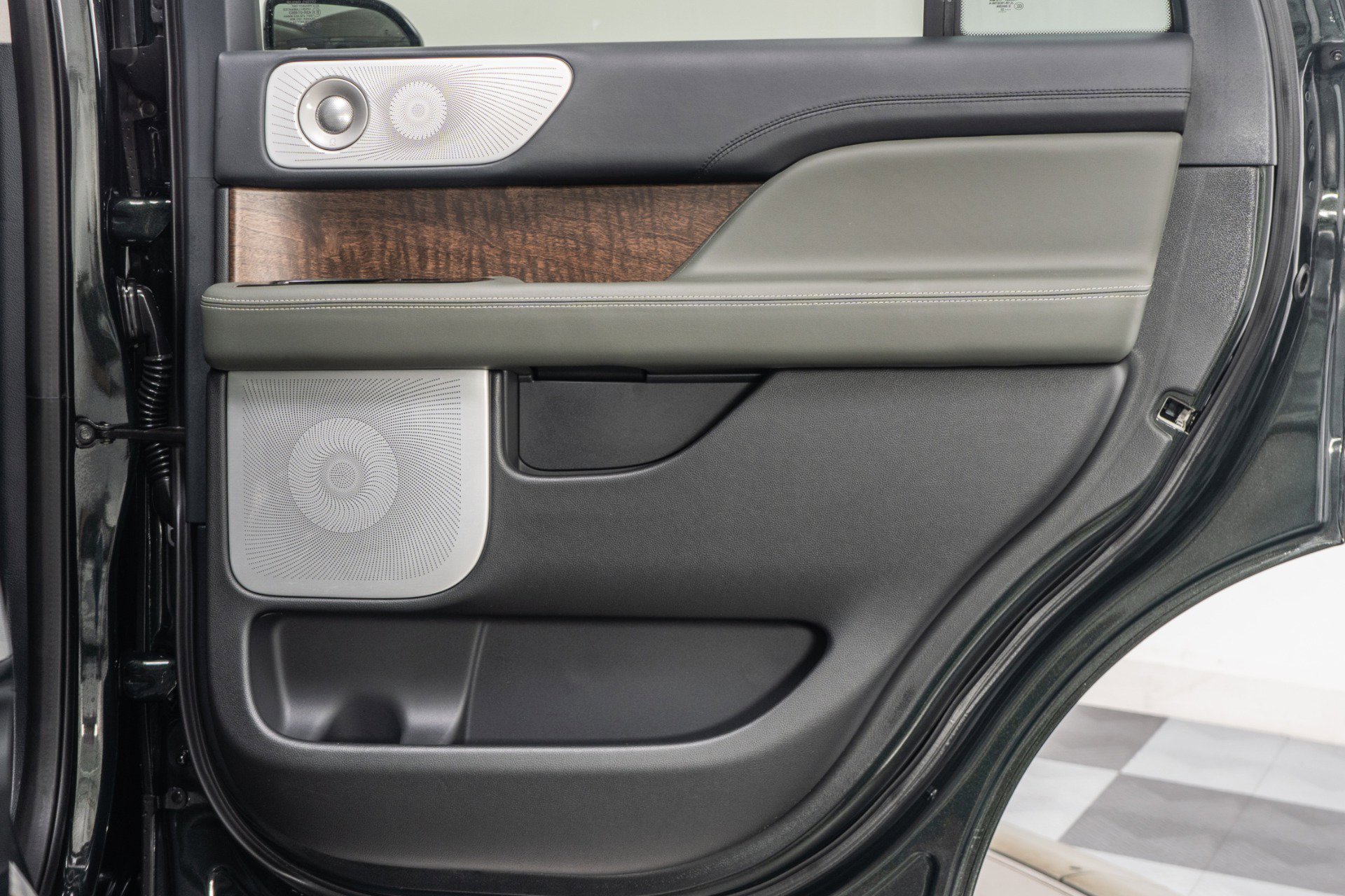 Used 2022 Lincoln Navigator Black Label image 46