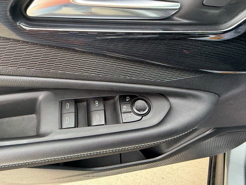 Used 2024 Chevrolet Blazer EV AWD Police image 25