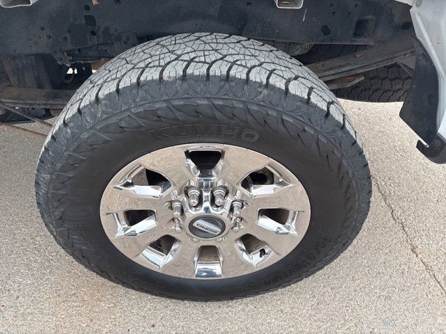 Used 2019 Ford F250 Lariat w/ Chrome Package image 5