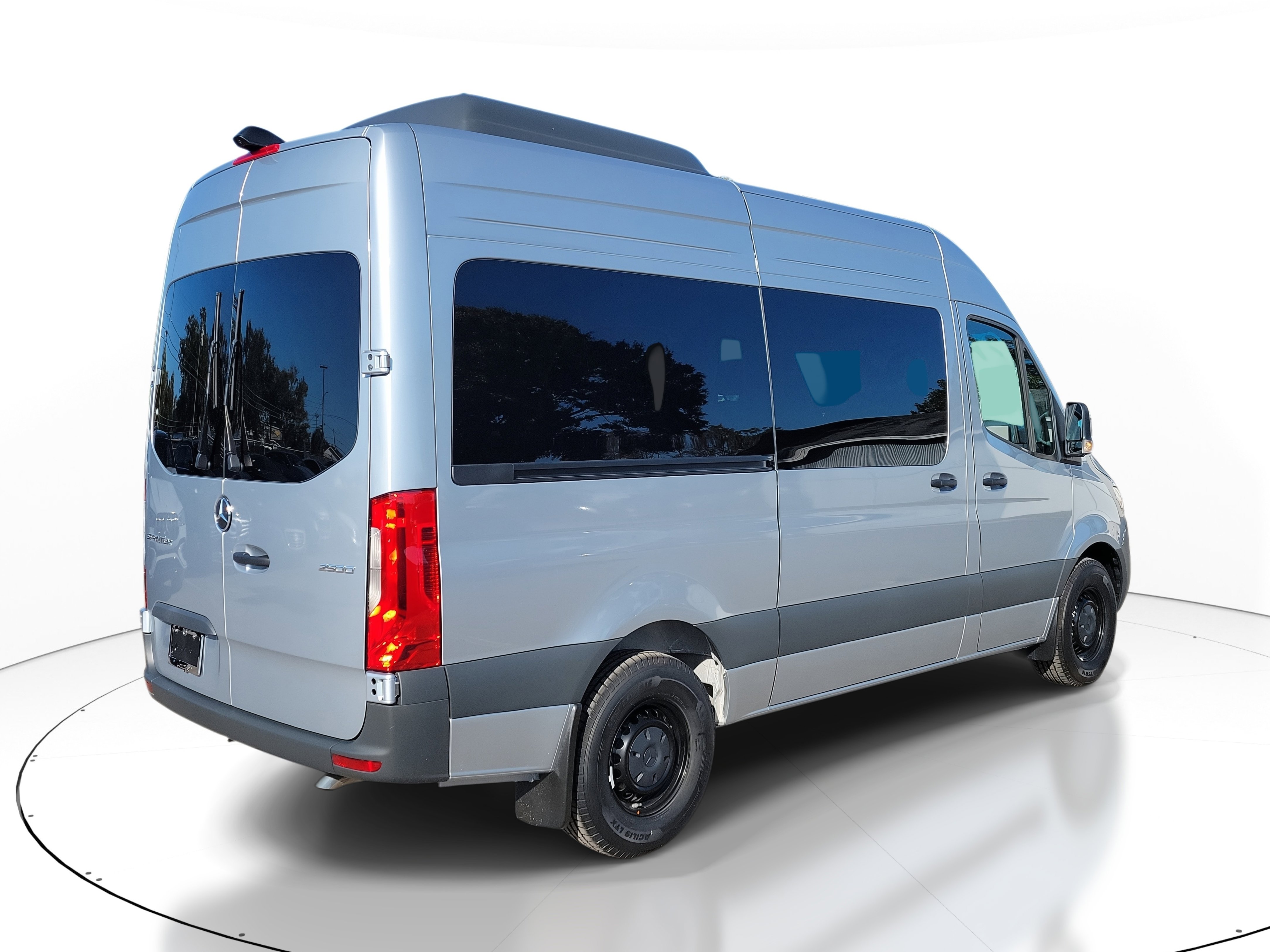 New 2025 Mercedes-Benz Sprinter 2500 image 4