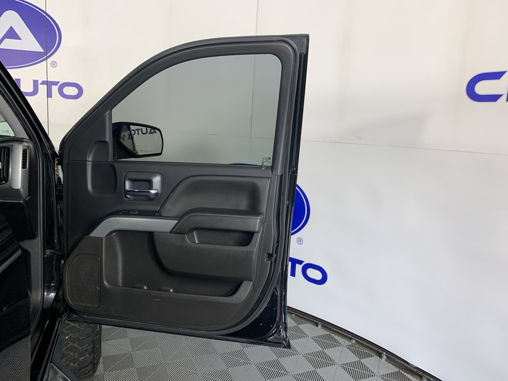 Used 2018 Chevrolet Silverado 1500 LT w/ Texas Edition AWD/4WD image 36