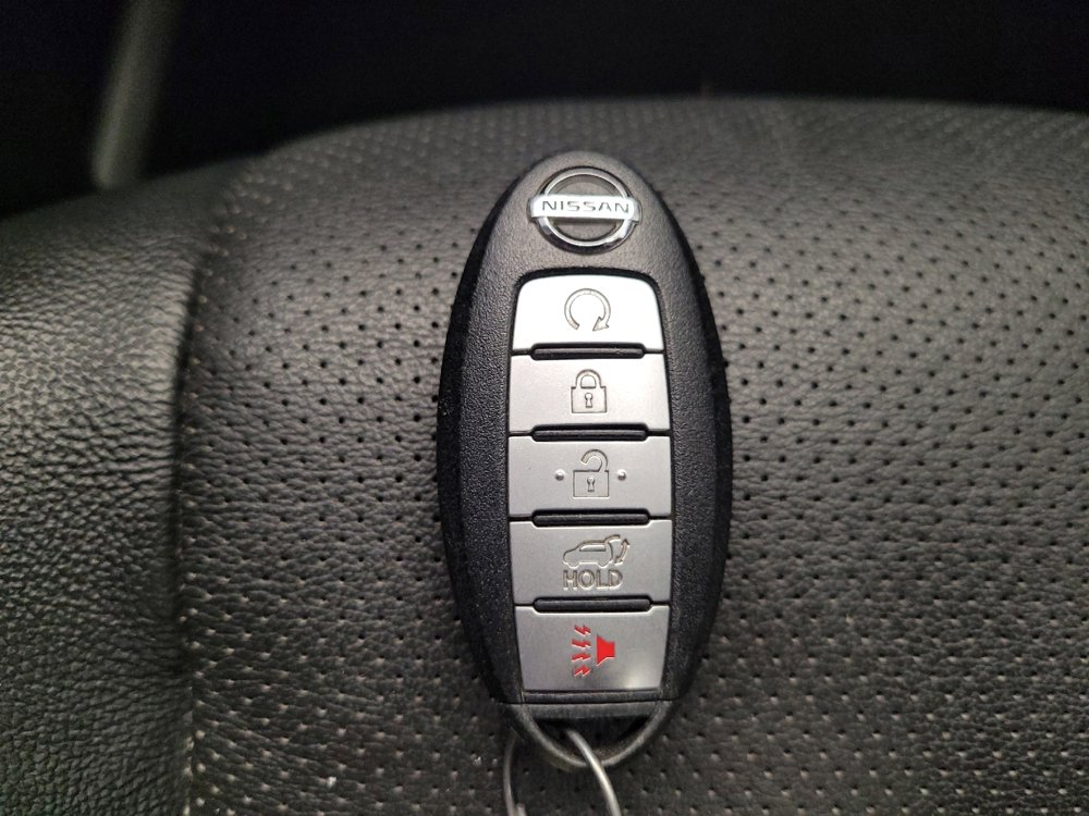 Used 2016 Nissan Murano Platinum w/ Platinum Technology Package AWD/4WD image 32