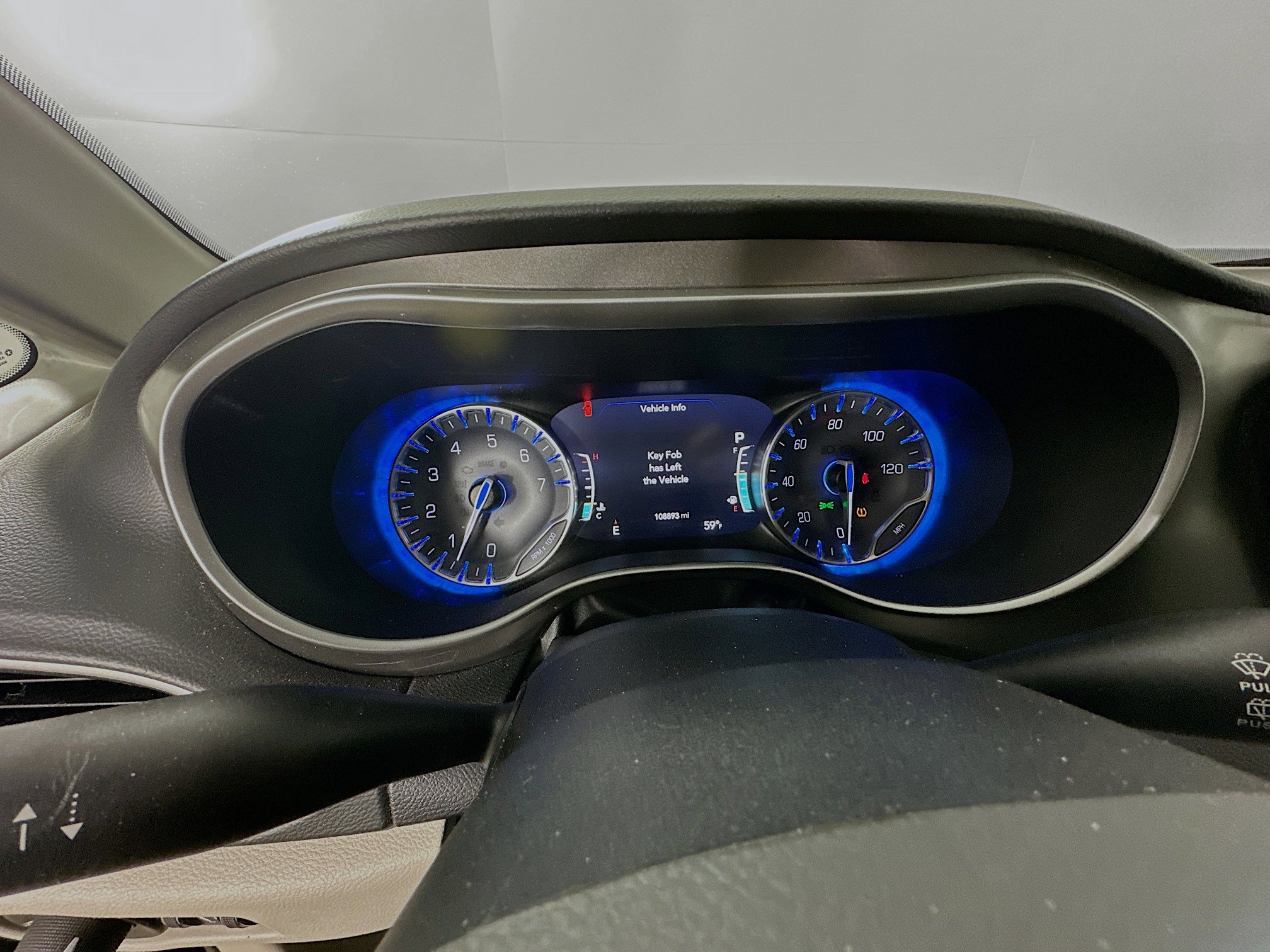 Used 2020 Chrysler Pacifica Touring-L Plus w/ Tire & Wheel Group image 14