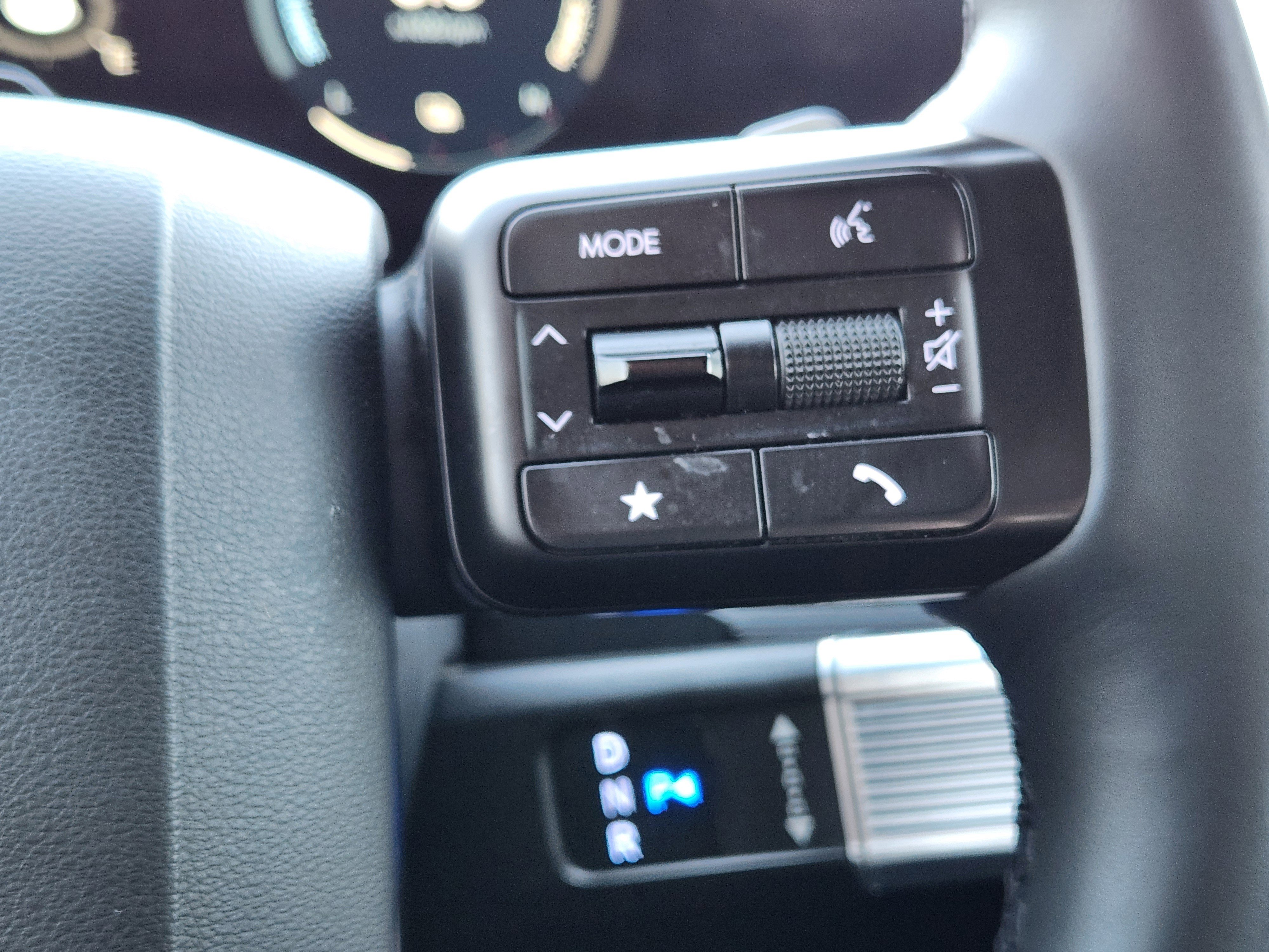 Used 2024 Hyundai Santa Fe Calligraphy image 31