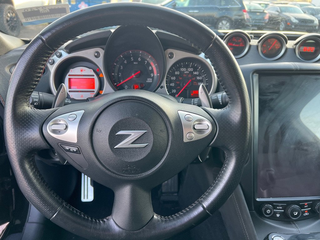 Used 2012 Nissan 370Z Roadster image 24