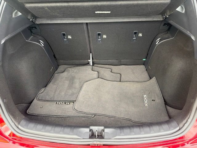 Used 2023 Nissan Kicks SR w/ SR Premium Package FWD image 22