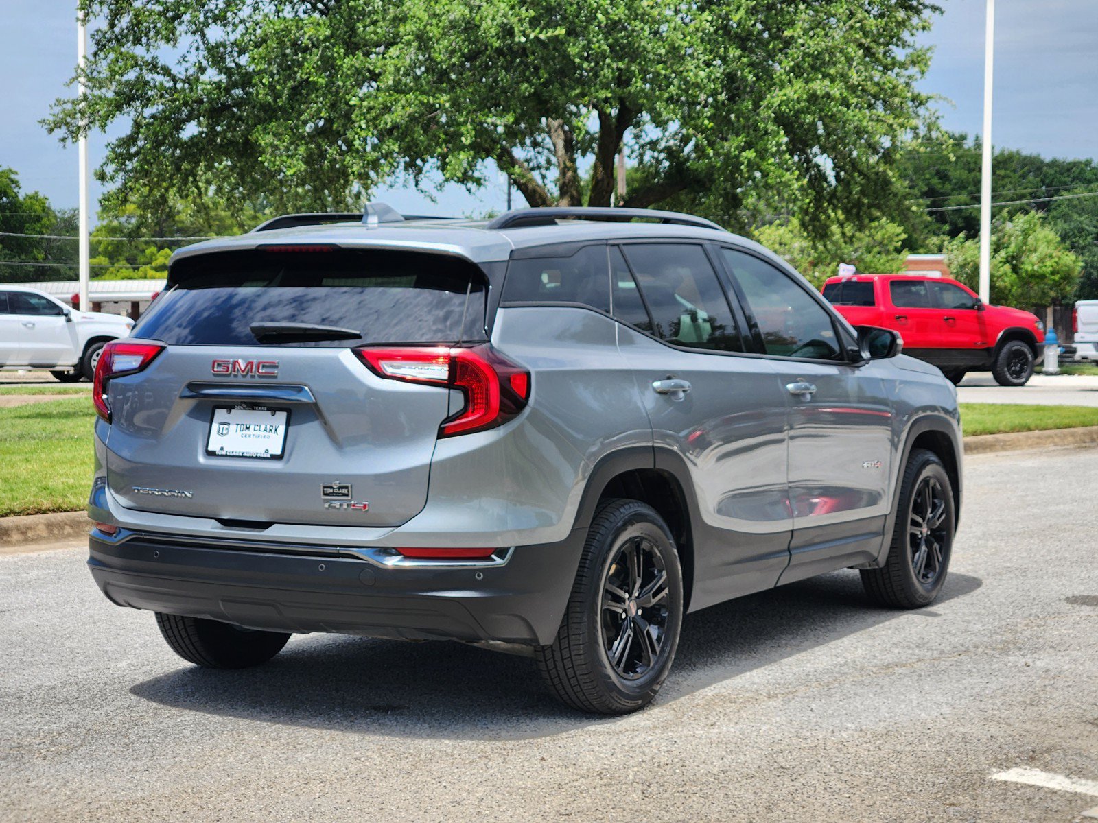 Used 2024 GMC Terrain AT4 w/ Infotainment Package II AWD/4WD image 5