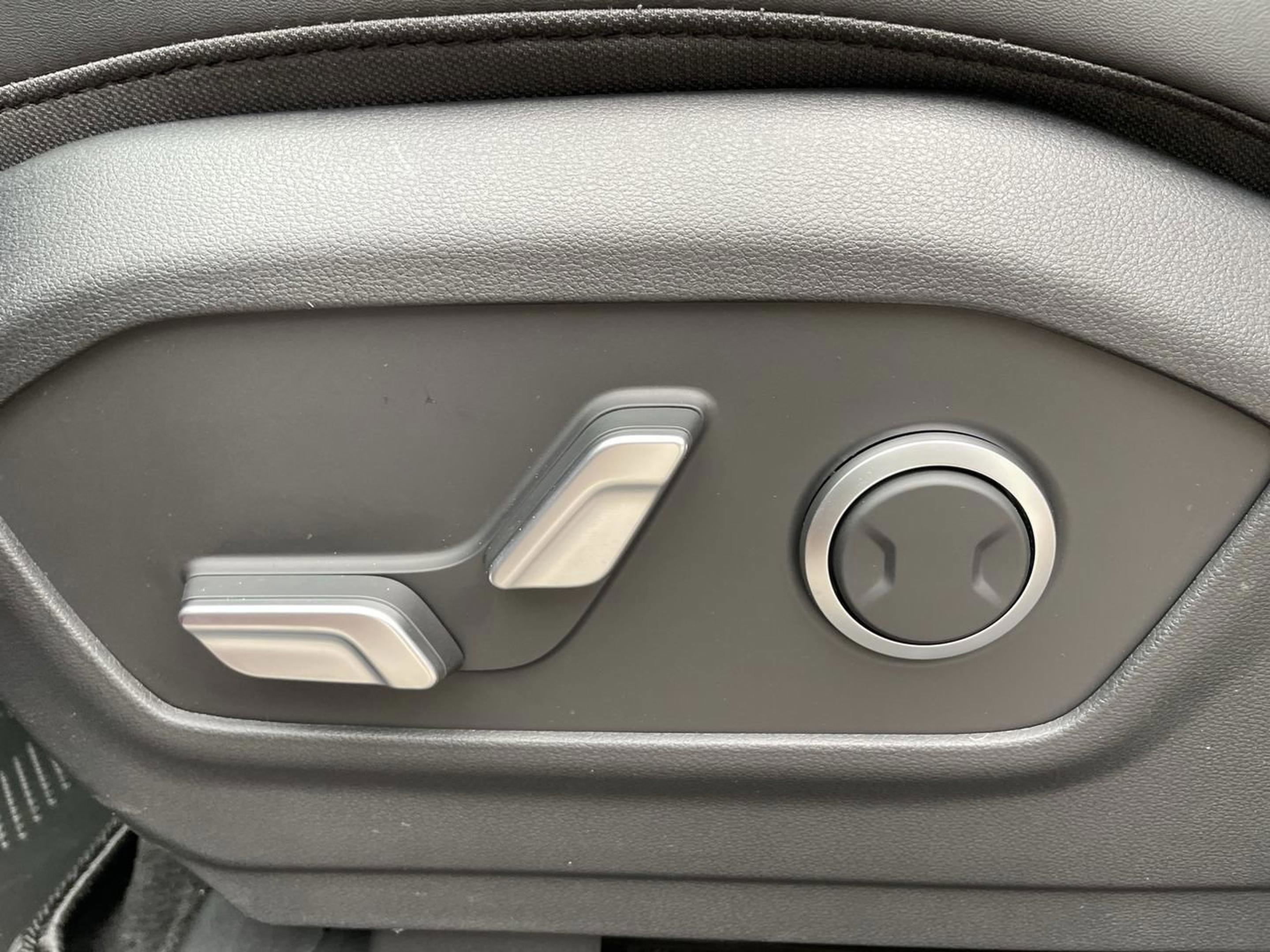 New 2026 Hyundai Santa Fe XRT image 13