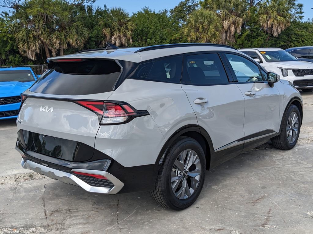 Certified 2025 Kia Sportage SX image 8