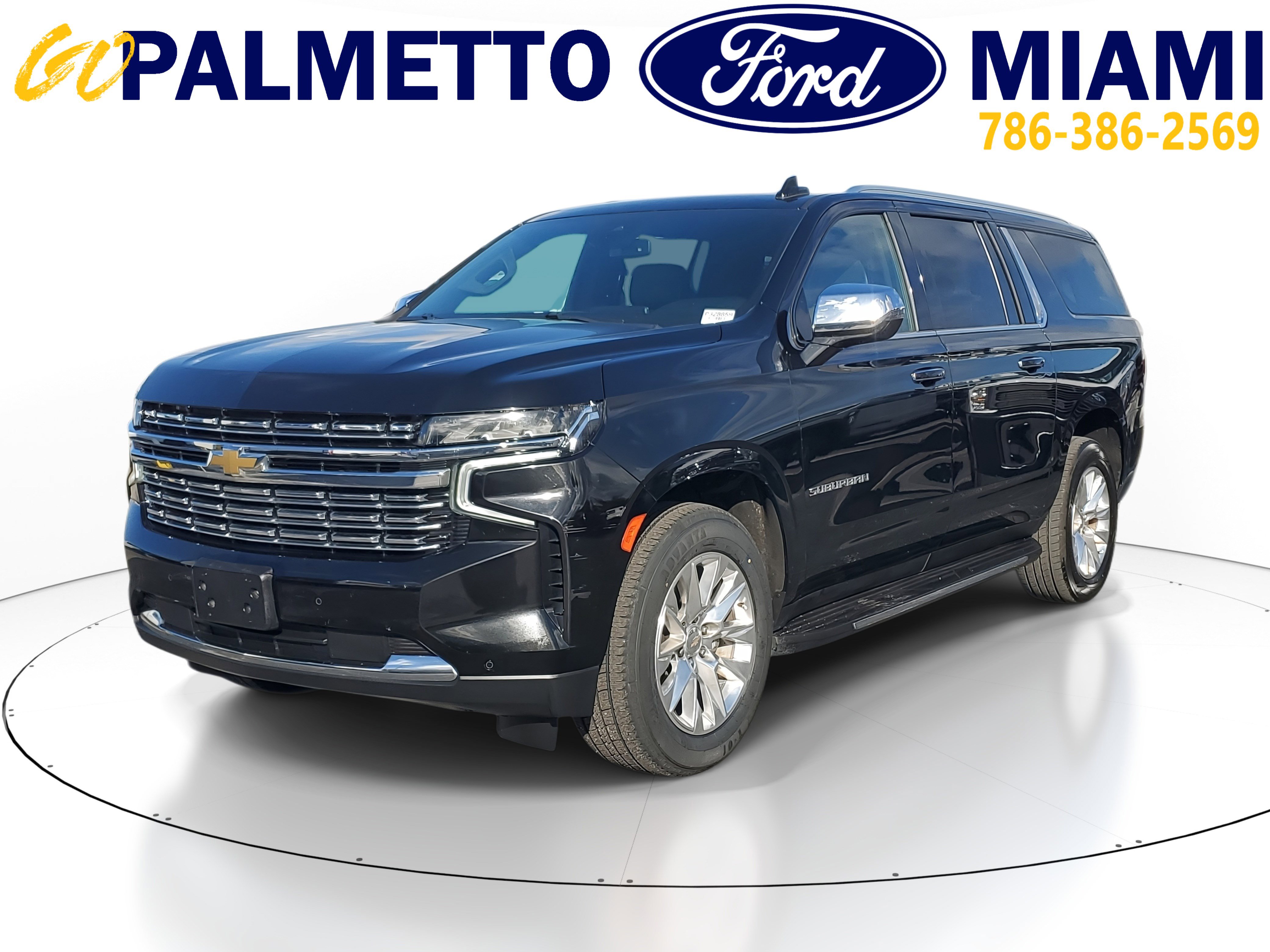 Used 2023 Chevrolet Suburban Premier image 3