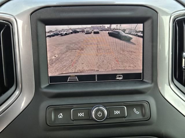 Used 2023 Chevrolet Silverado 1500 Custom AWD/4WD image 17