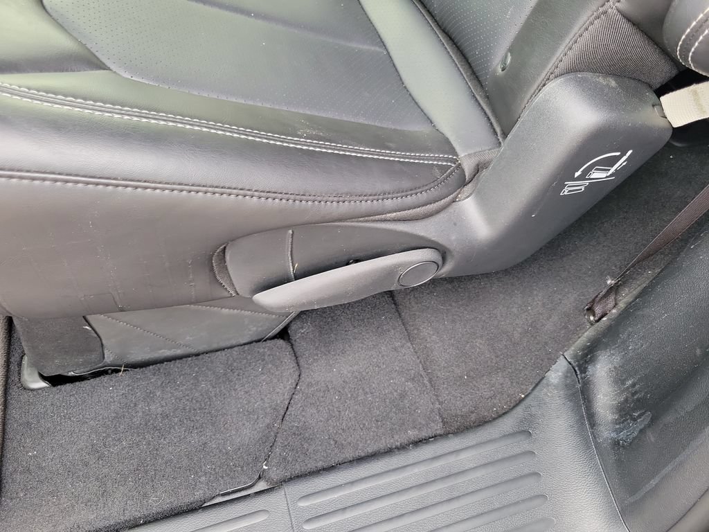 Used 2025 Chrysler Pacifica Select FWD image 20