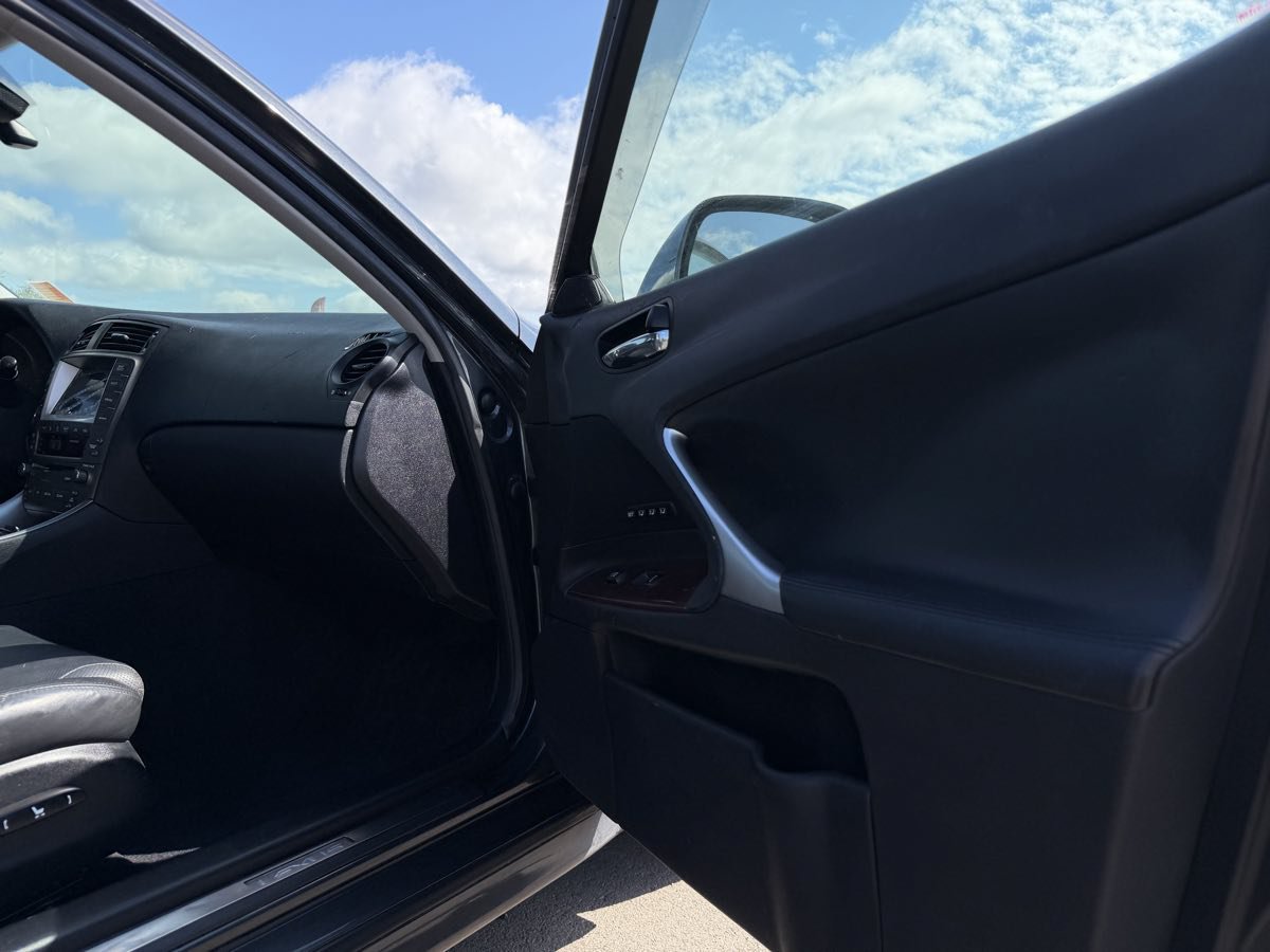 Used 2008 Lexus IS 250 AWD w/ Luxury Pkg image 18