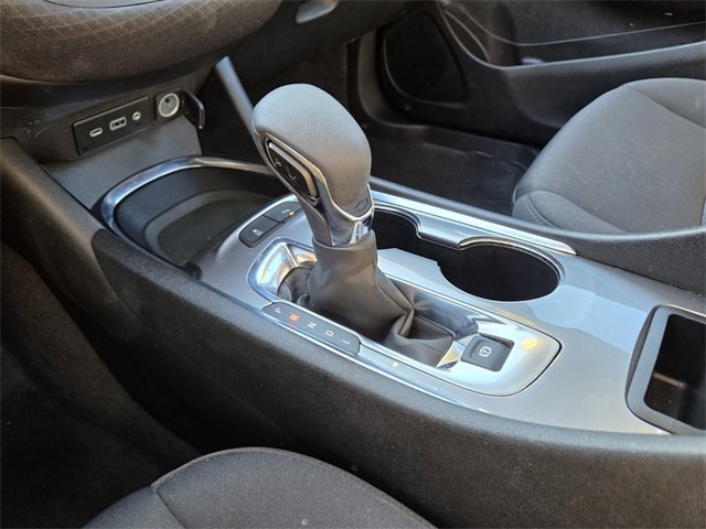 Used 2024 Chevrolet Malibu LT image 35