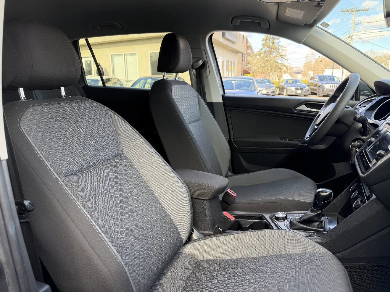 Used 2018 Volkswagen Tiguan S w/ 3rd Row Seat Package image 31