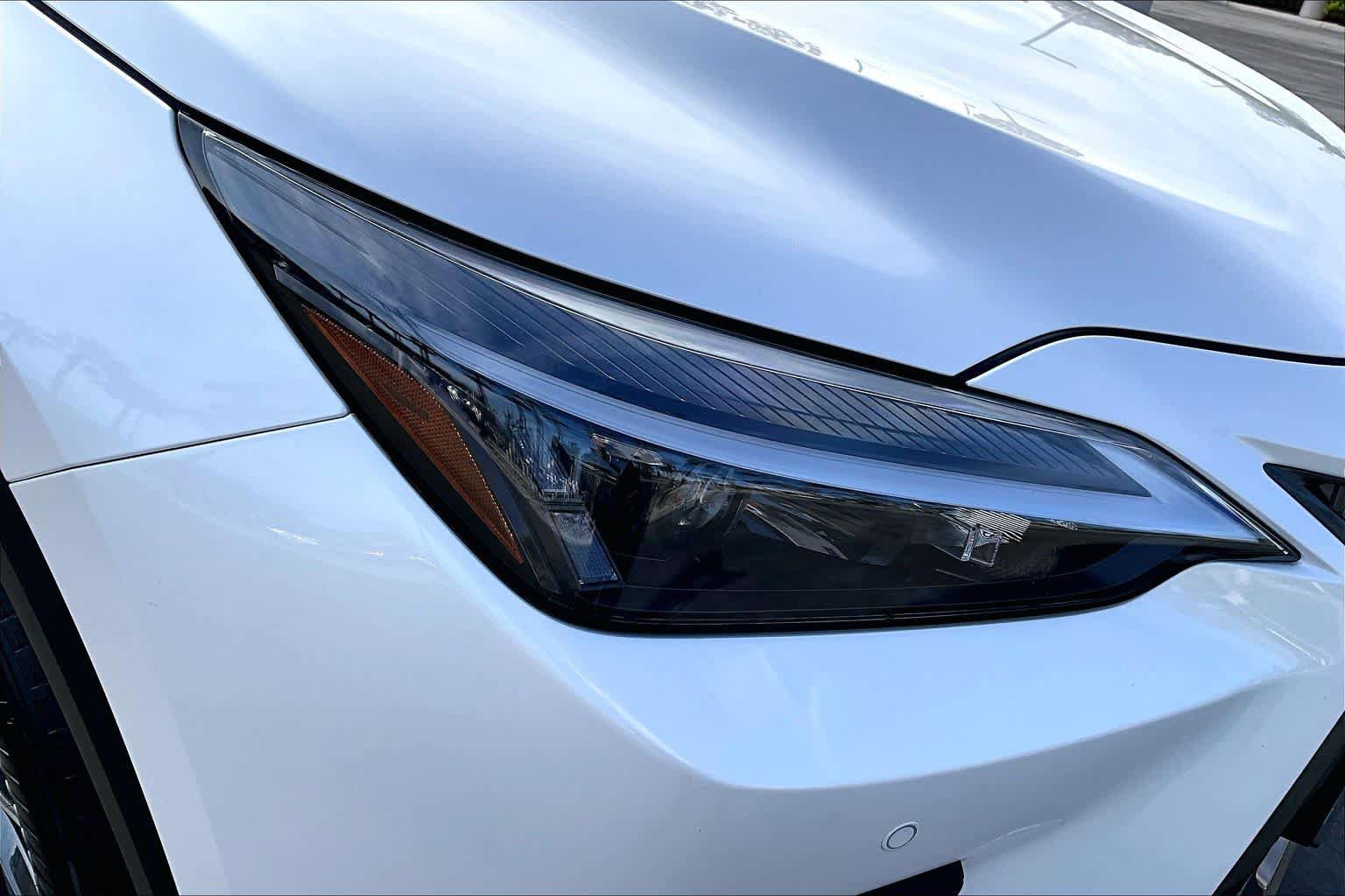 Certified 2025 Lexus NX 350h AWD w/ Accessory Package (2T) image 26