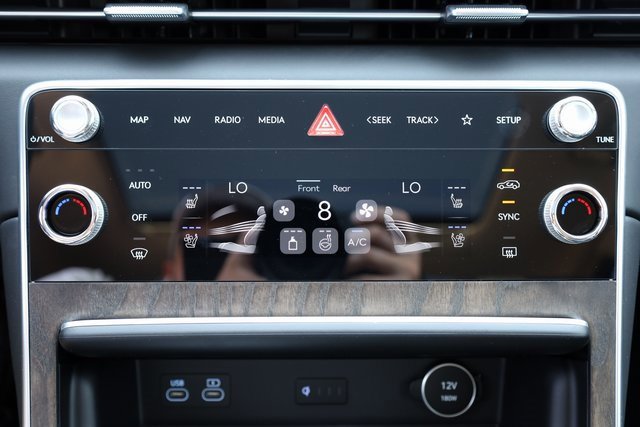 New 2025 Genesis GV80 3.5T Advanced image 15