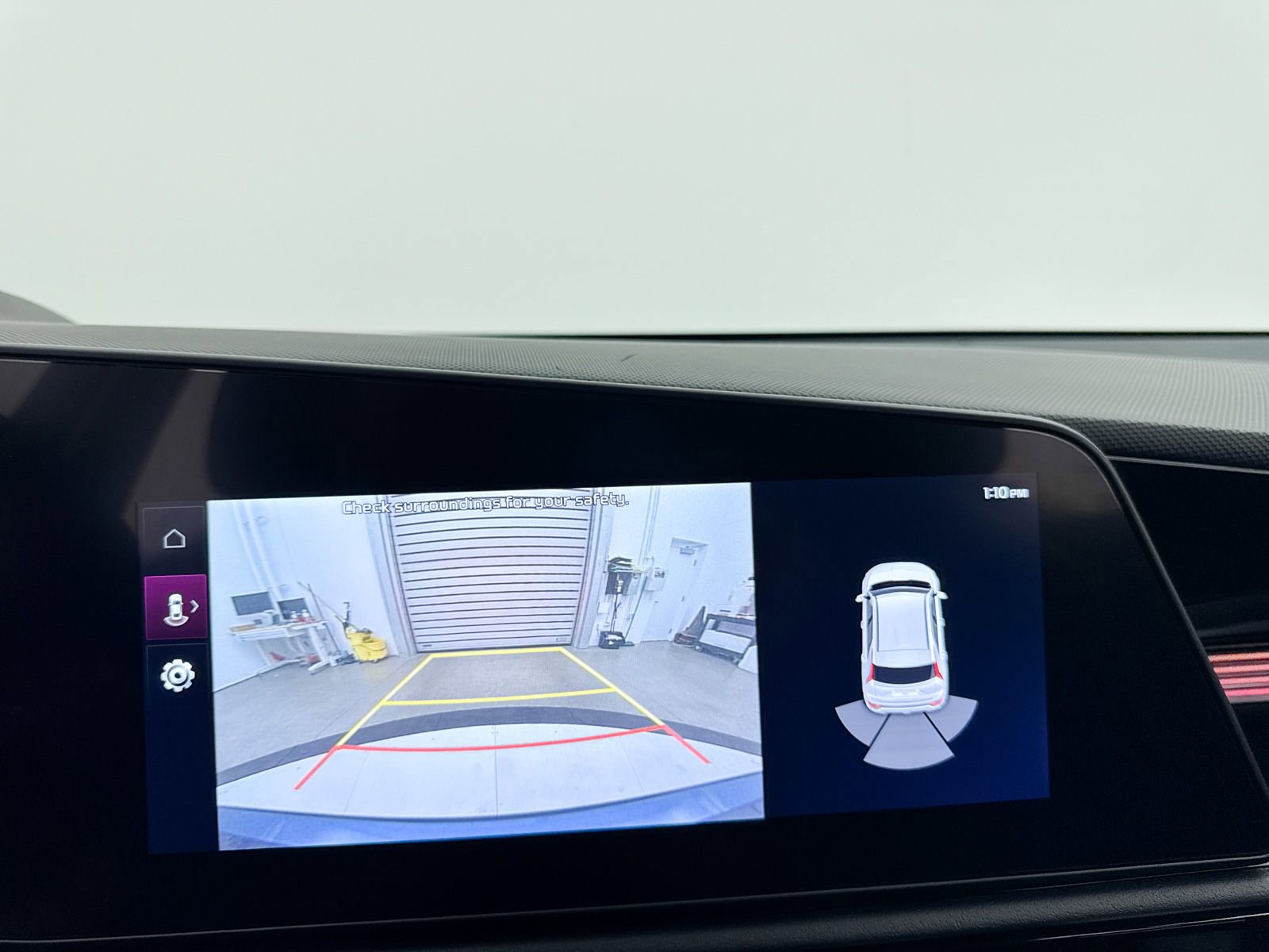 Certified 2024 Kia Niro EX Touring image 23