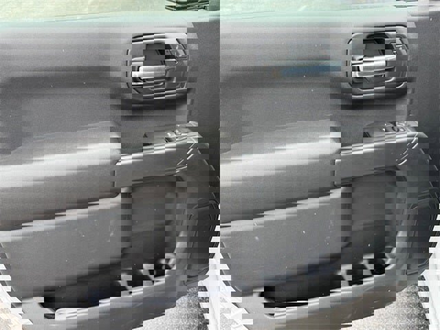 Used 2025 GMC Sierra 1500 Pro w/ Trailering Package image 15