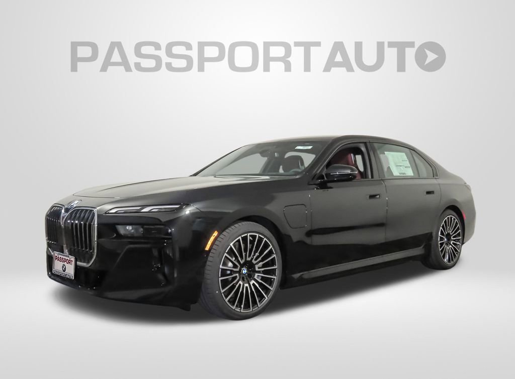 New 2025 BMW 750e xDrive image 1