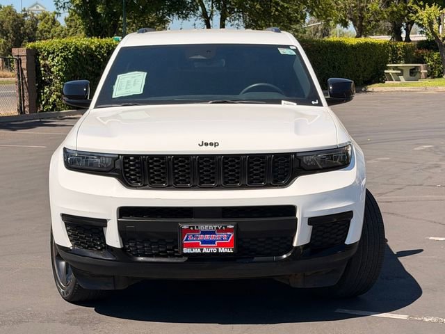 Used 2023 Jeep Grand Cherokee L Laredo AWD/4WD image 3