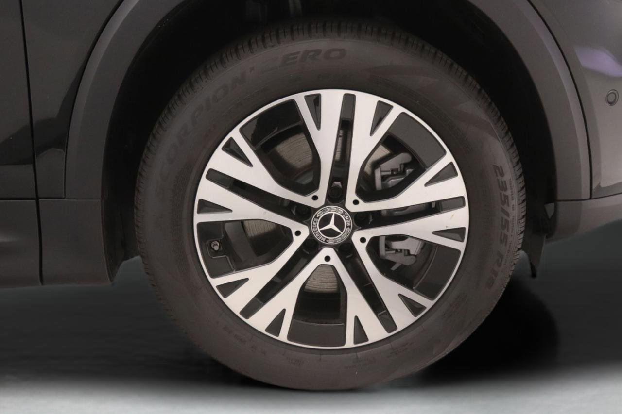 New 2026 Mercedes-Benz GLB 250 image 12