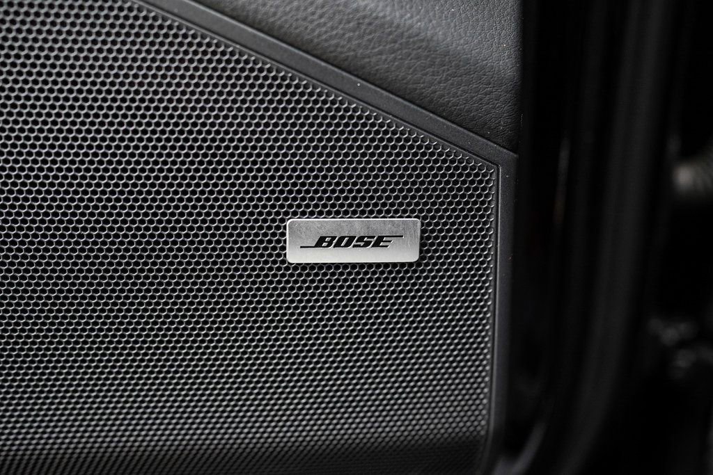 Used 2023 Porsche Cayenne Coupe w/ Premium Package image 34