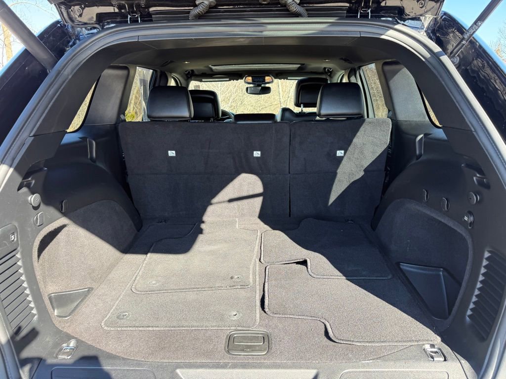 Used 2021 Jeep Grand Cherokee Limited w/ Trailer Tow Group IV image 29