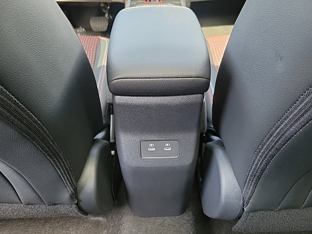 New 2025 Nissan Kicks SR w/ SR Premium Package image 26