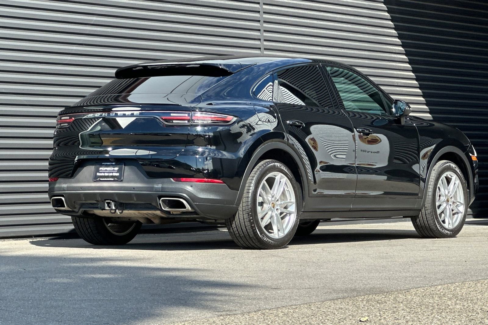 Used 2021 Porsche Cayenne image 8