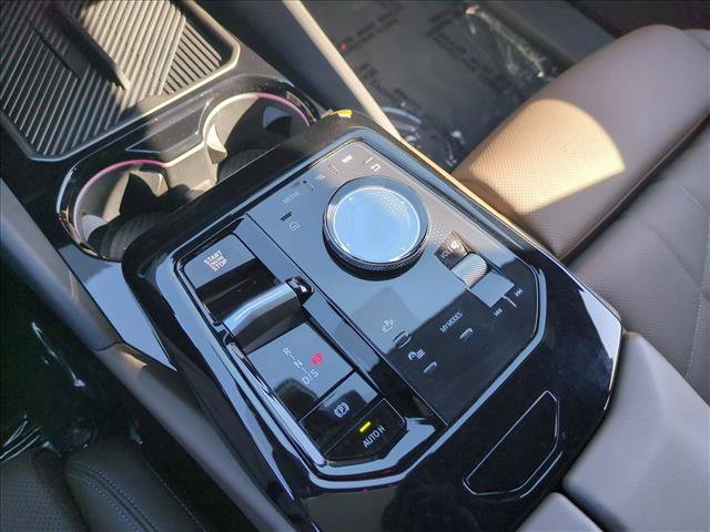 Used 2026 BMW 540i xDrive w/ Premium Package AWD/4WD image 12