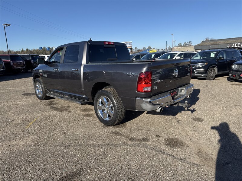 Used 2017 RAM 1500 Lone Star AWD/4WD image 4