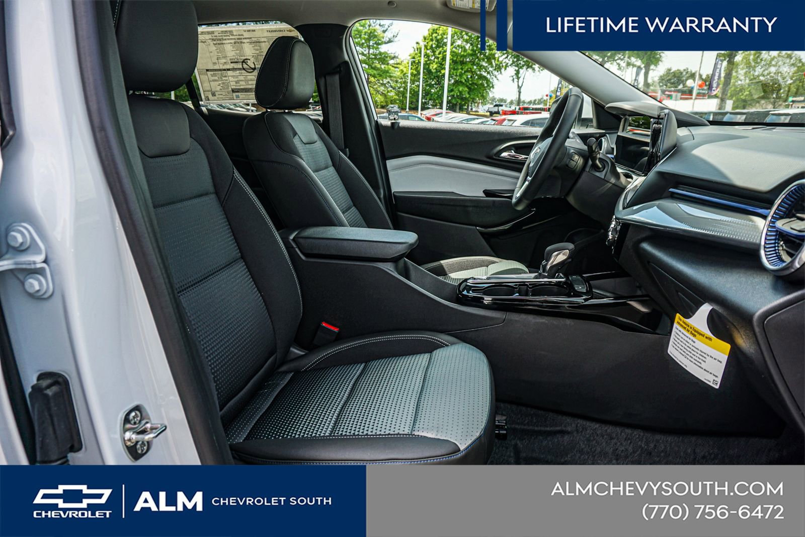 New 2026 Chevrolet Trax LT w/ Sunroof Package image 21