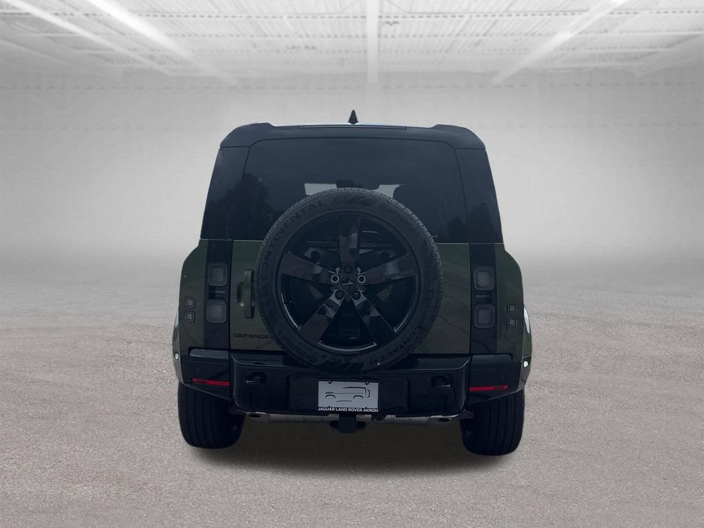 New 2026 Land Rover Defender 110 X-Dynamic SE AWD/4WD image 8