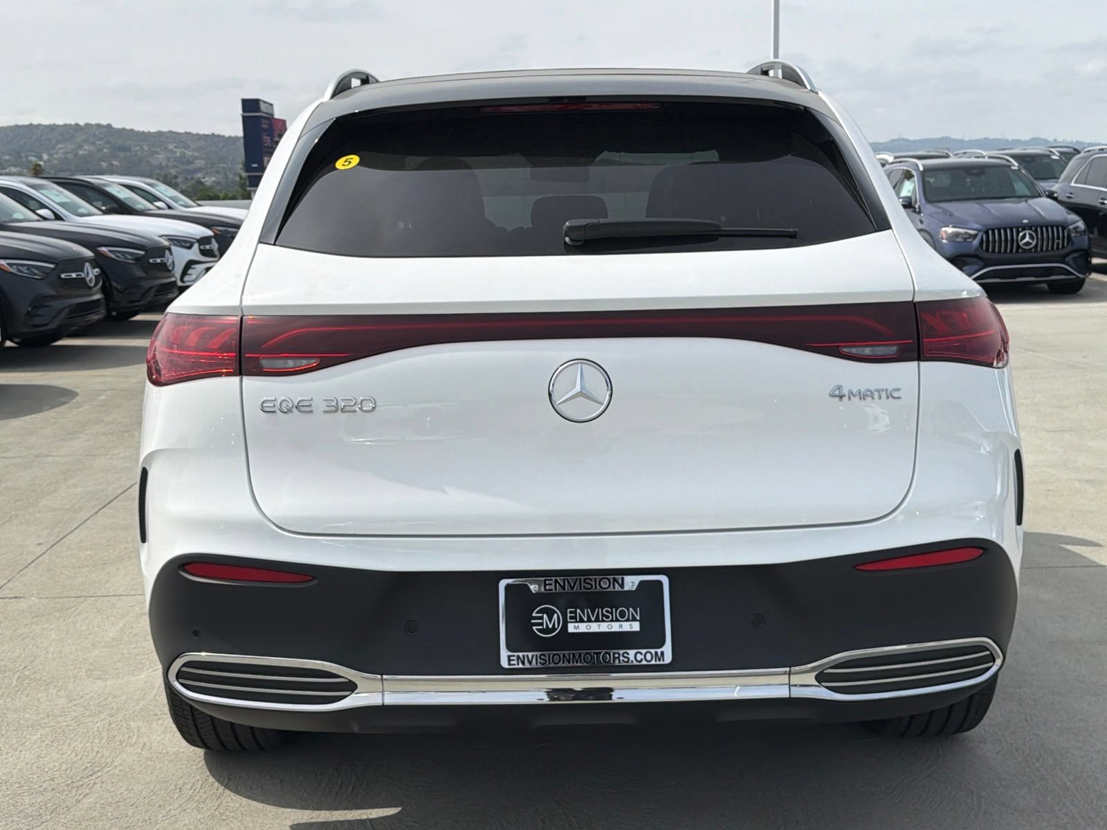 New 2027 Mercedes-Benz EQE 320 4MATIC SUV image 9