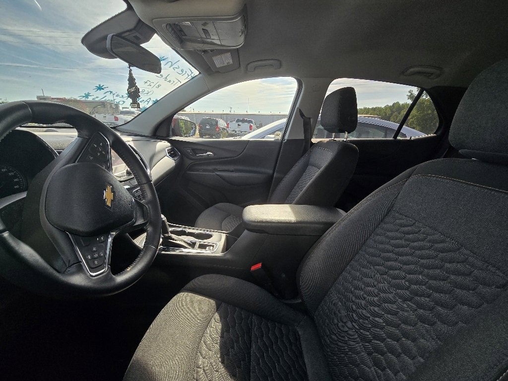 Used 2021 Chevrolet Equinox LT image 3