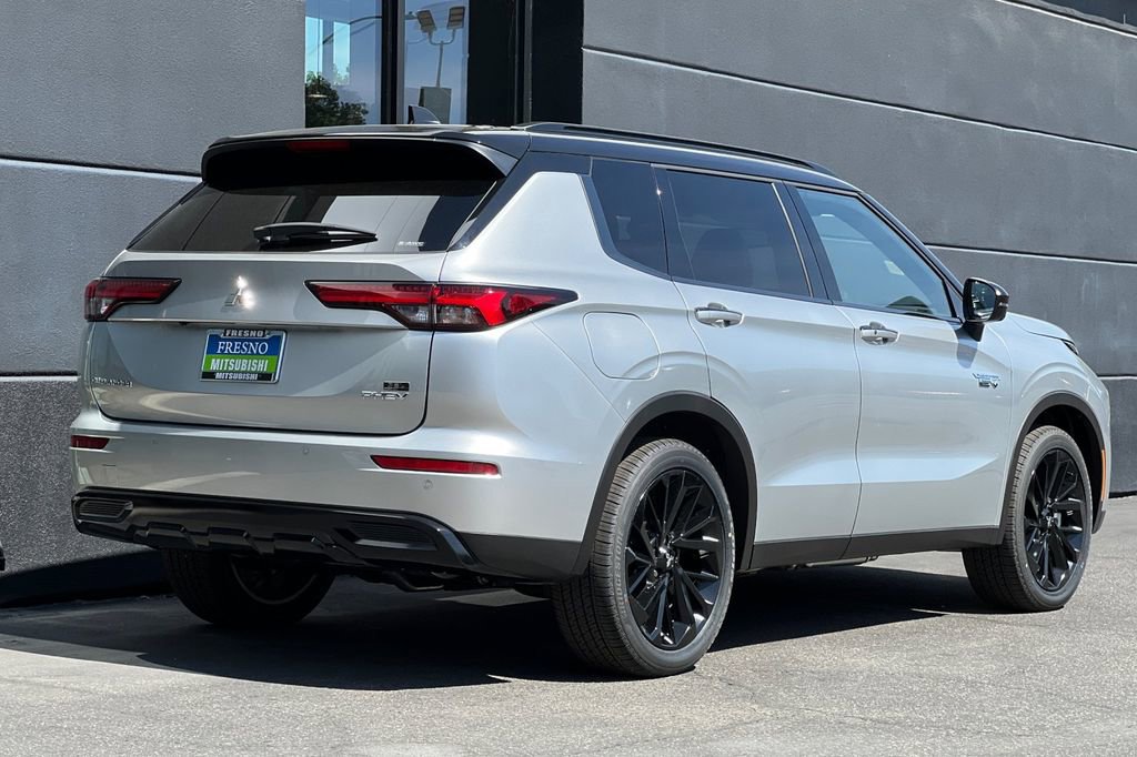 New 2025 Mitsubishi Outlander SEL Black Edition image 5