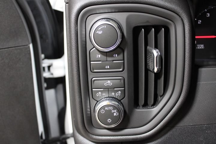 New 2026 GMC Sierra 2500 Pro w/ Convenience Package AWD/4WD image 40