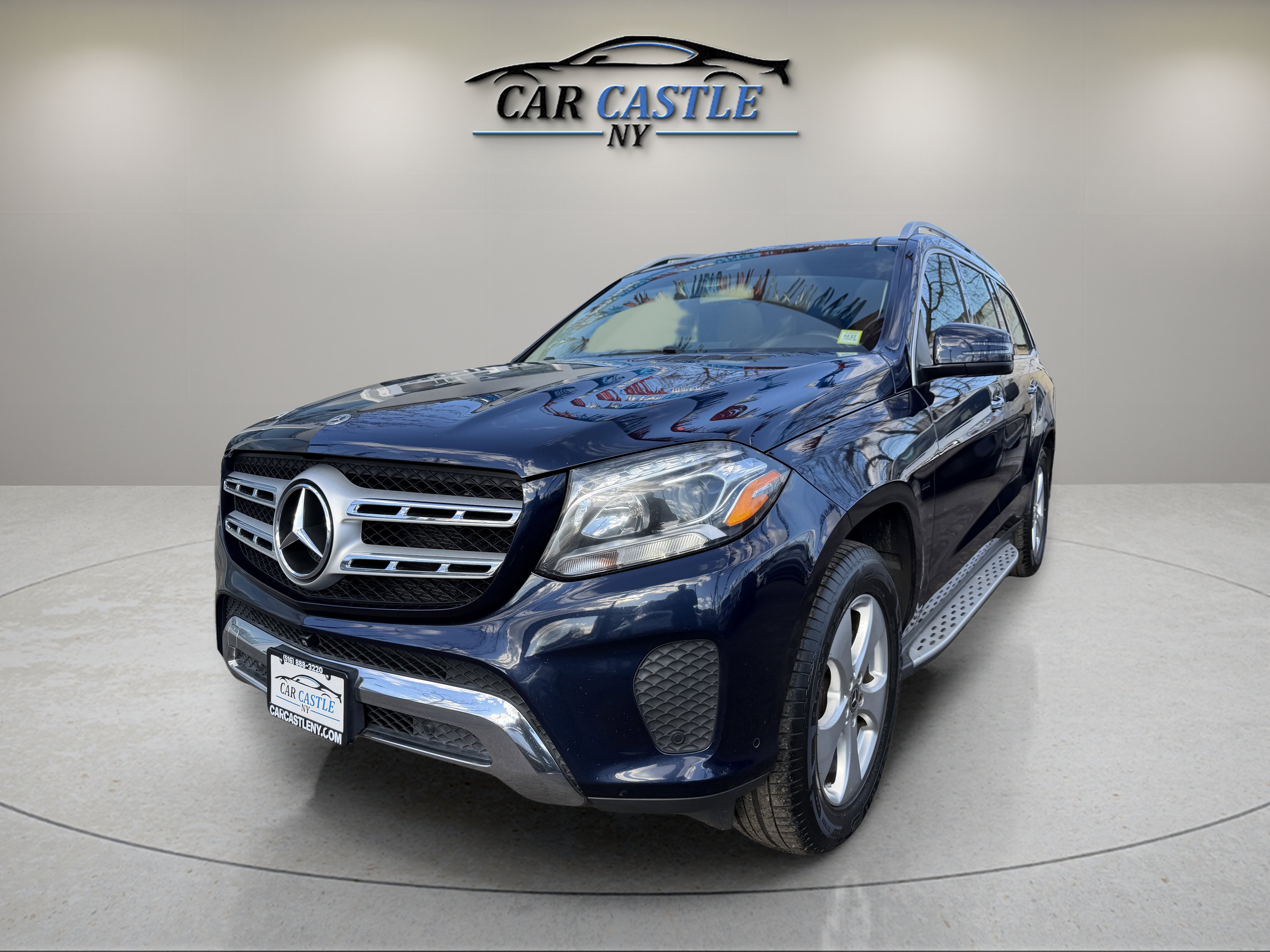 Used 2018 Mercedes-Benz GLS 450 4MATIC w/ Premium Package image 2