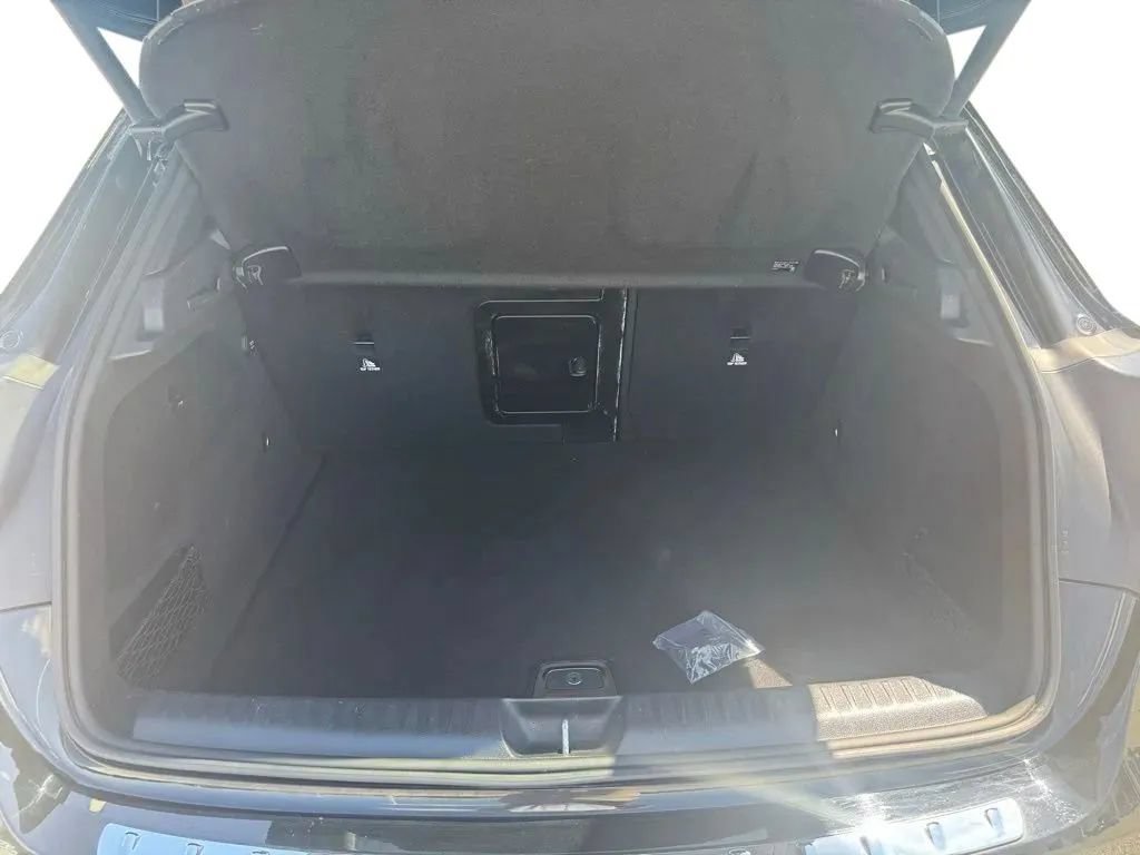 Used 2018 Mercedes-Benz GLA 250 4MATIC image 34