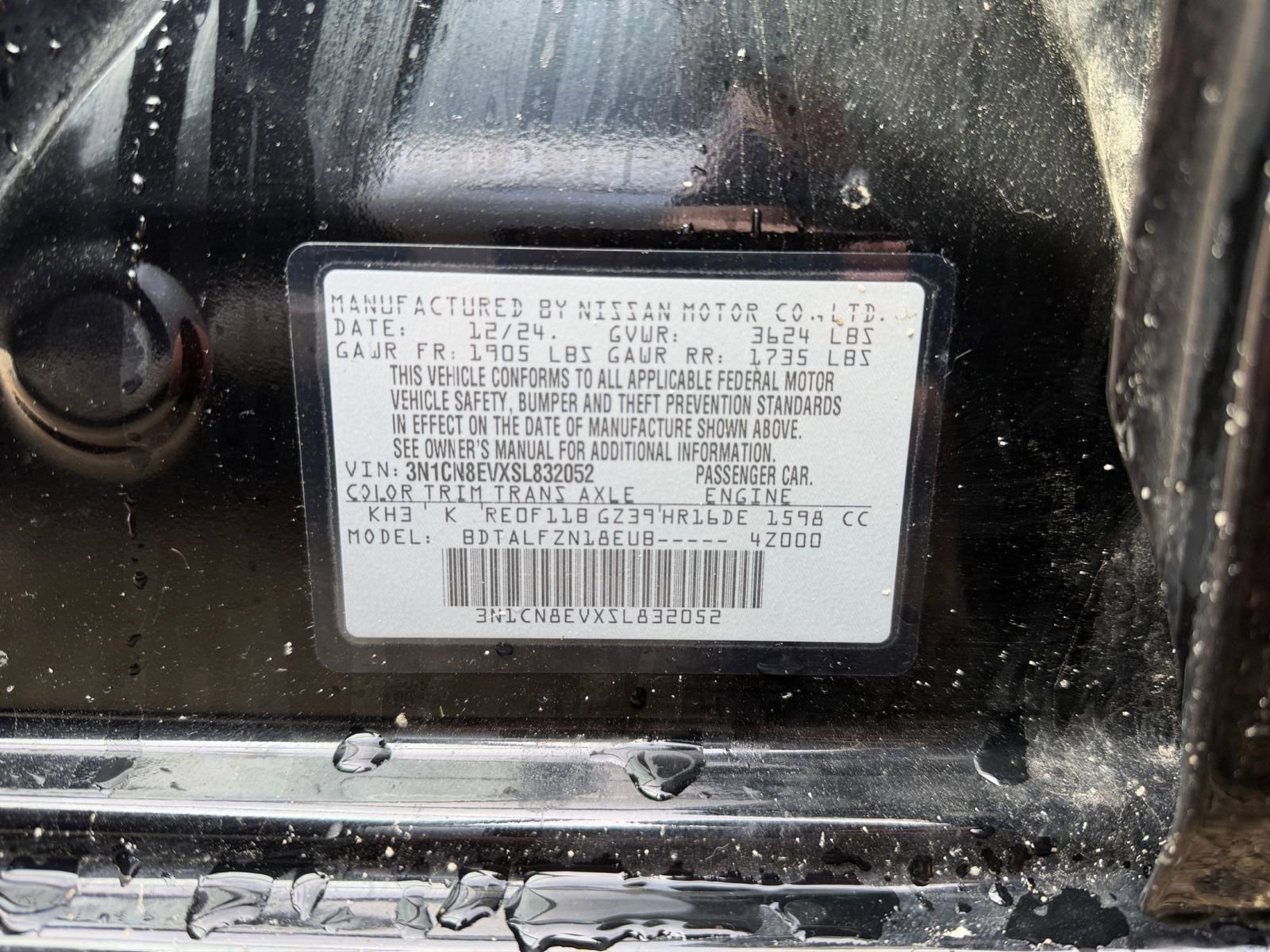 Used 2025 Nissan Versa SV FWD image 27