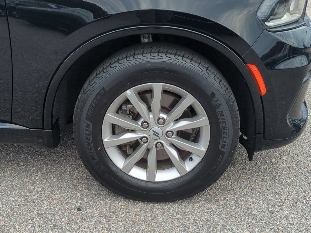 Used 2025 Dodge Durango GT RWD image 11