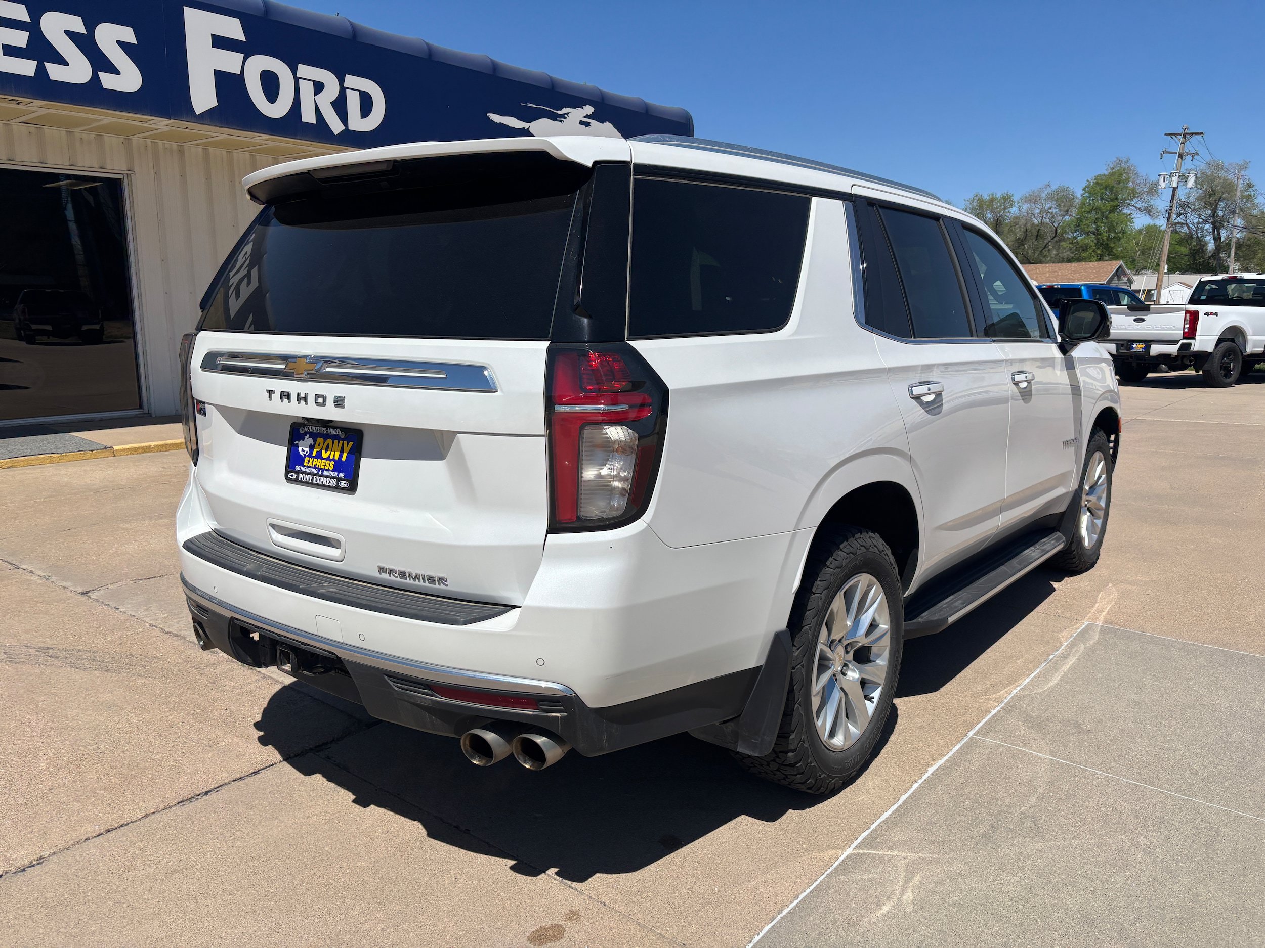 Used 2021 Chevrolet Tahoe Premier AWD/4WD image 3