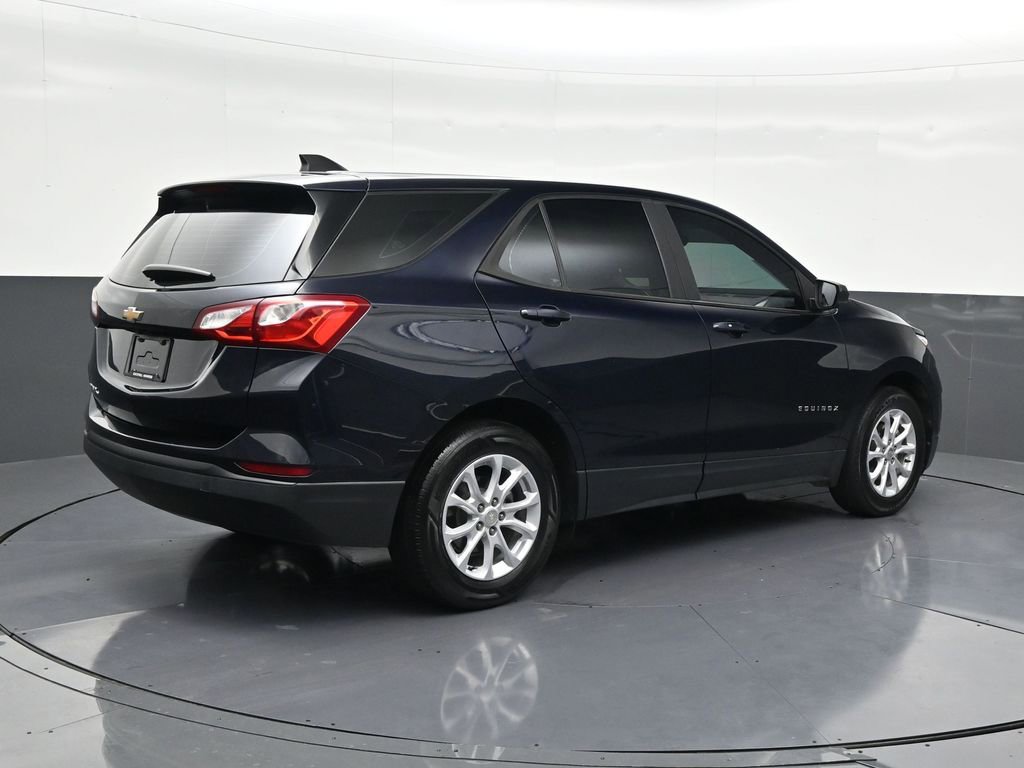 Used 2021 Chevrolet Equinox LS image 5