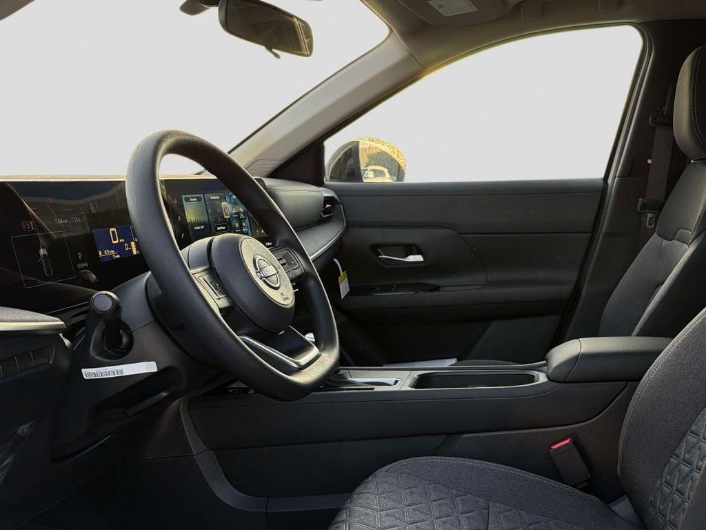 New 2026 Nissan Kicks SV w/ SV Premium Package image 6