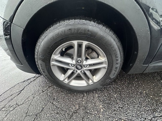 Used 2017 Hyundai Santa Fe Sport image 9