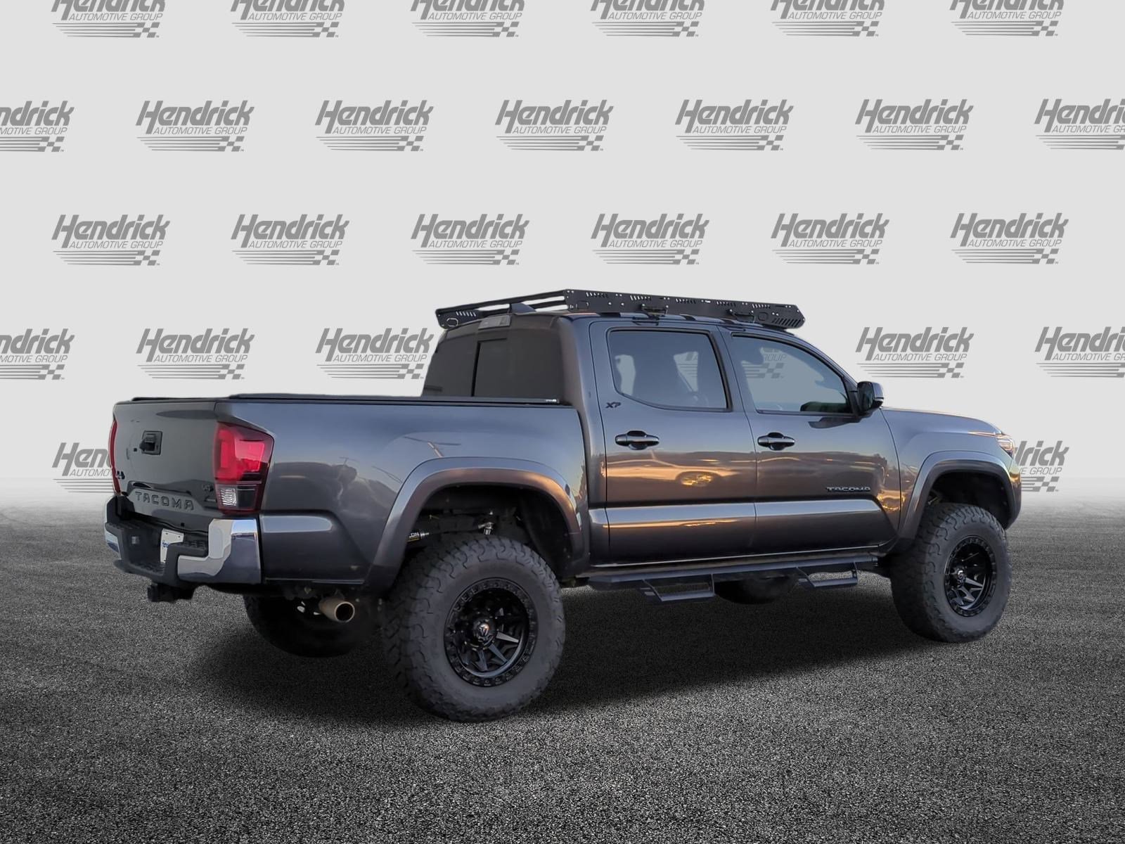 Used 2020 Toyota Tacoma SR5 image 10