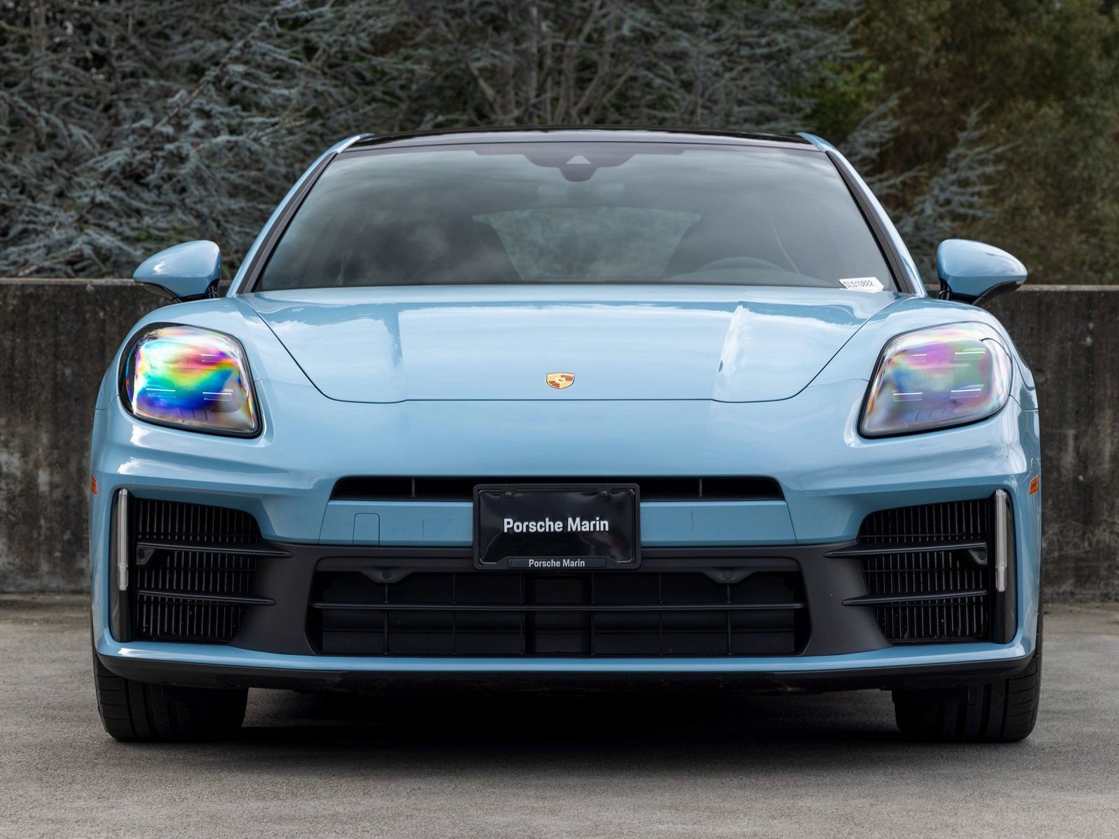 Certified 2025 Porsche Panamera 4 image 8