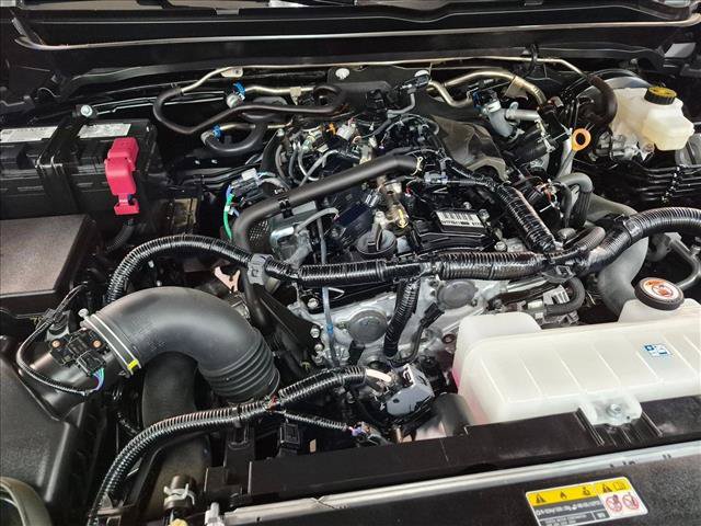 Used 2025 Toyota Tacoma SR RWD image 28