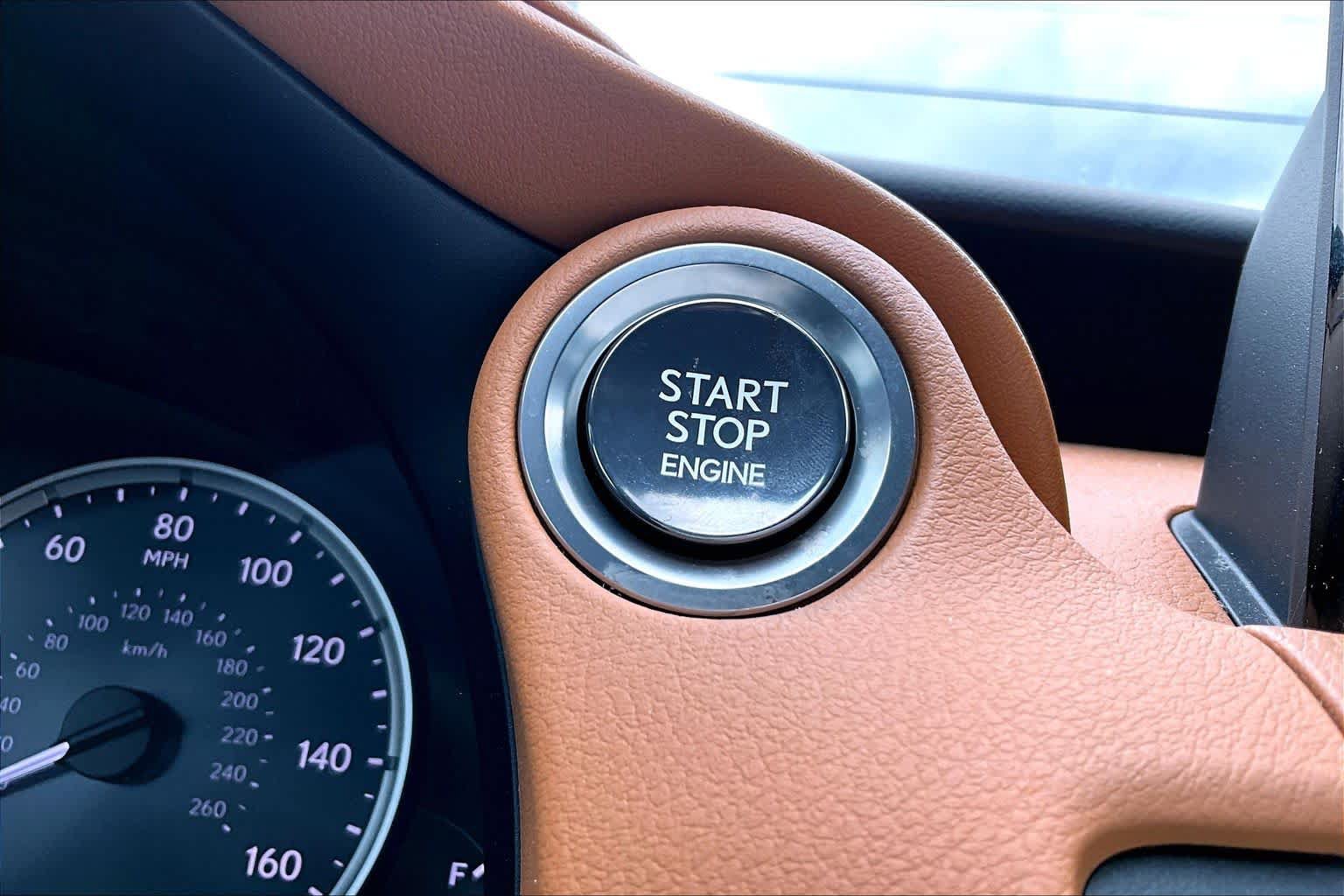 Used 2024 Lexus IS 350 F Sport RWD image 33